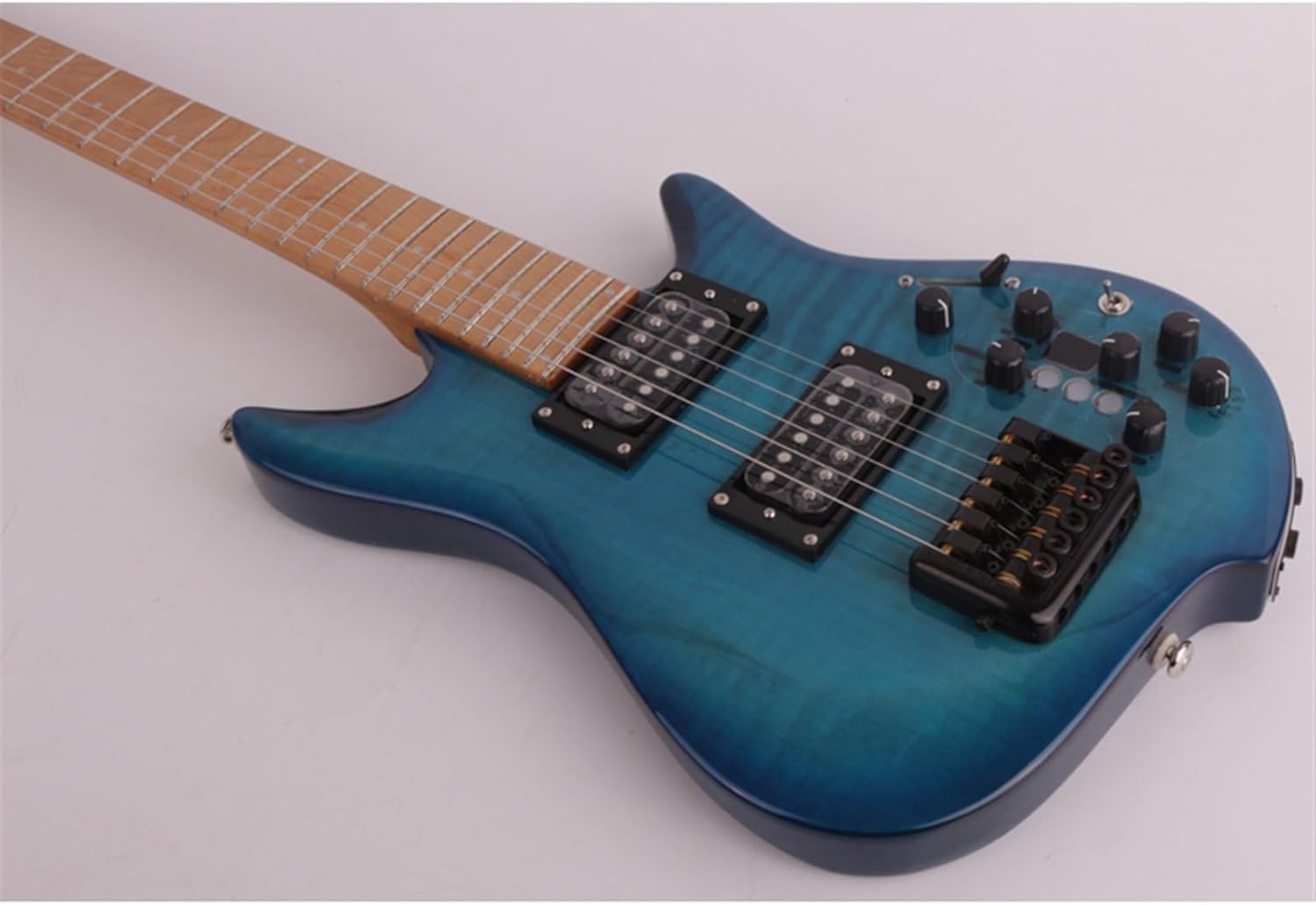 Headless Portable Travel Silent Electric Guitar Mahogany Body Rosewood Fingerboard Built in Effector Professional Headless Guitar (Color : 02)