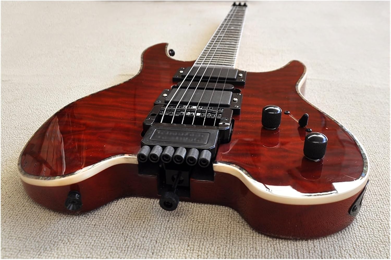 Easy to Carry Red 39 Inches Headless Electric Guitar with Basswood Body Rosewood Fretboard Professional Headless Guitar