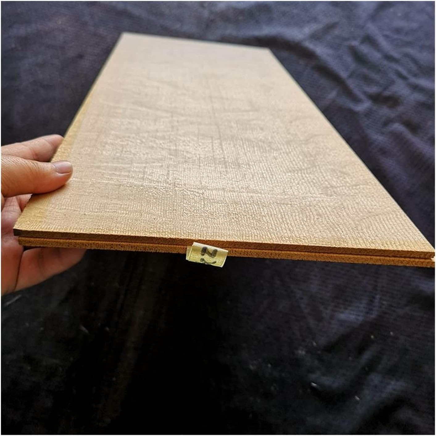 Unfinished Guitar Kit 1Set AAA Claw Pattern Sitka Spruce Solid Wood Guitar Panel Material Guitar Maintenance Material 540 * 220 * 4.5mm Handmade ​Guitar Body (Color : Z240)