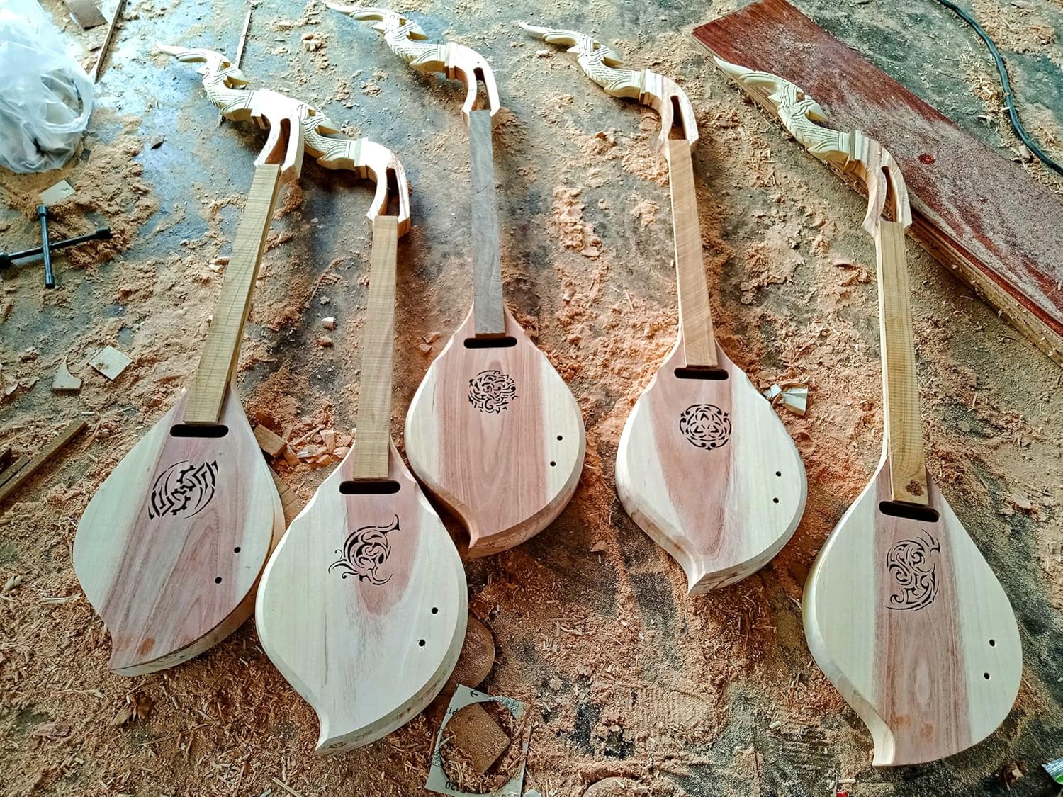 Isarn Acoustic Phin 3 Strings, Thai Lao Guitar Musical Instrument, Traditional Thai Classical Musical (Pin N02-3)