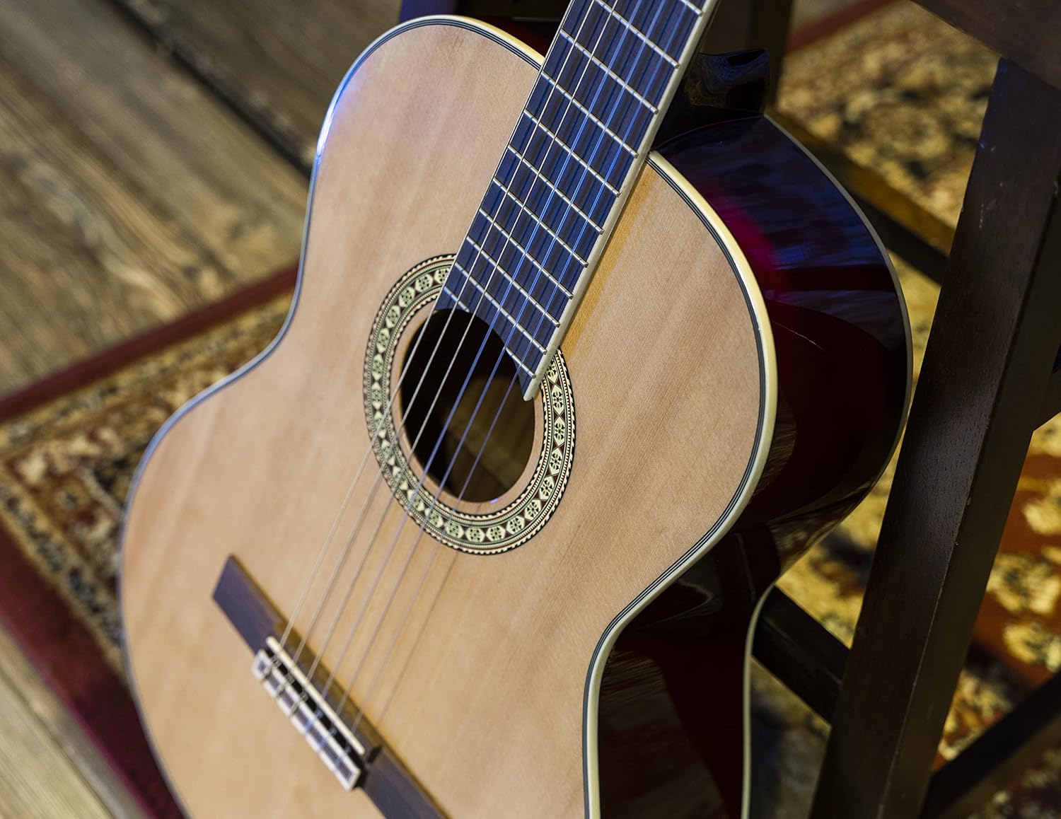 Peavey Delta Woods™ CNS-2™ Classical Nylon String Guitar