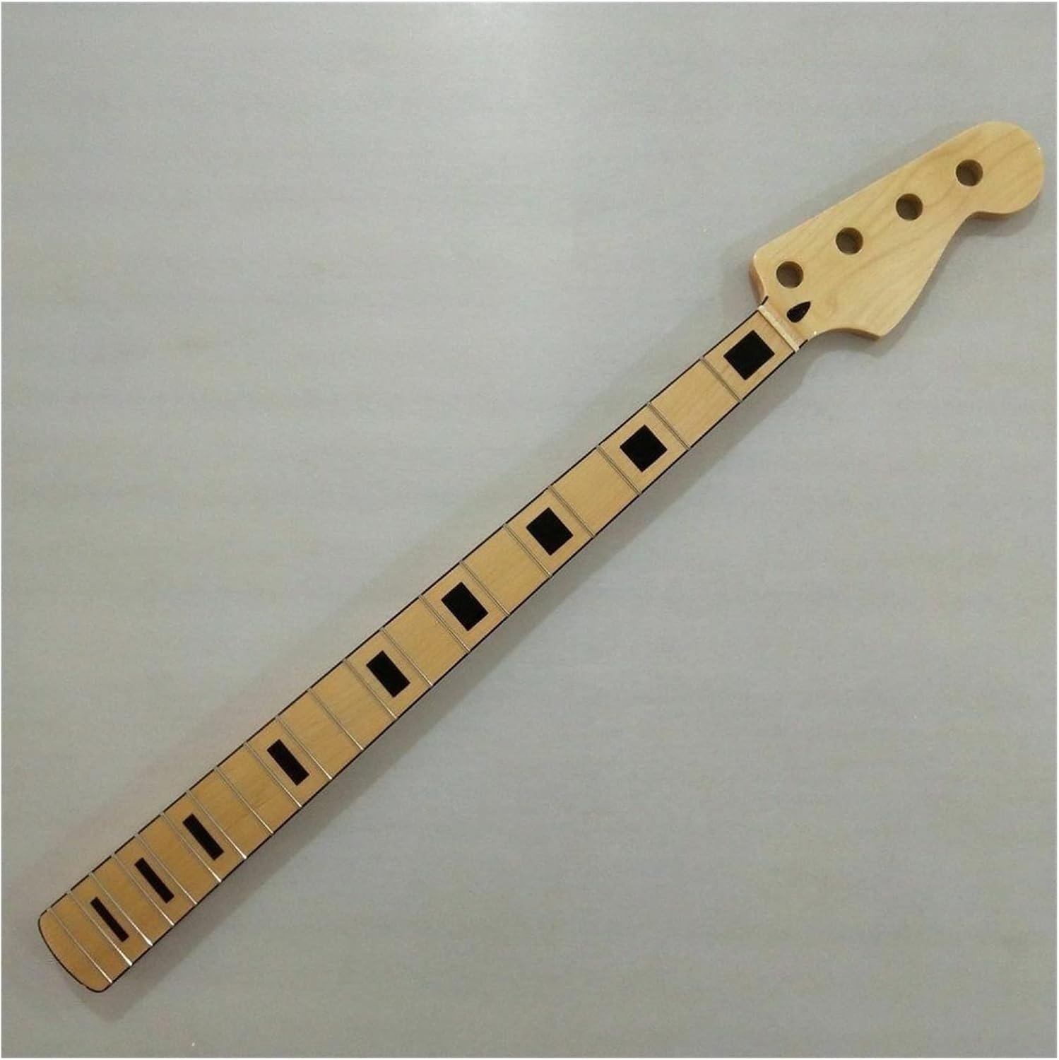 Maple 20 Fret Neck for Electric J Bass Guitar Neck Parts Replacment Guitar ​Neck Replacement