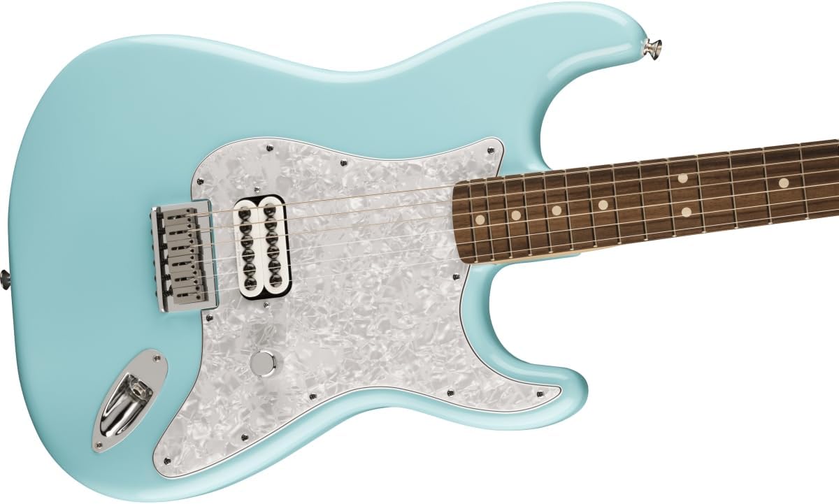 Fender Tom DeLonge Stratocaster Electric Guitar - Daphne Blue