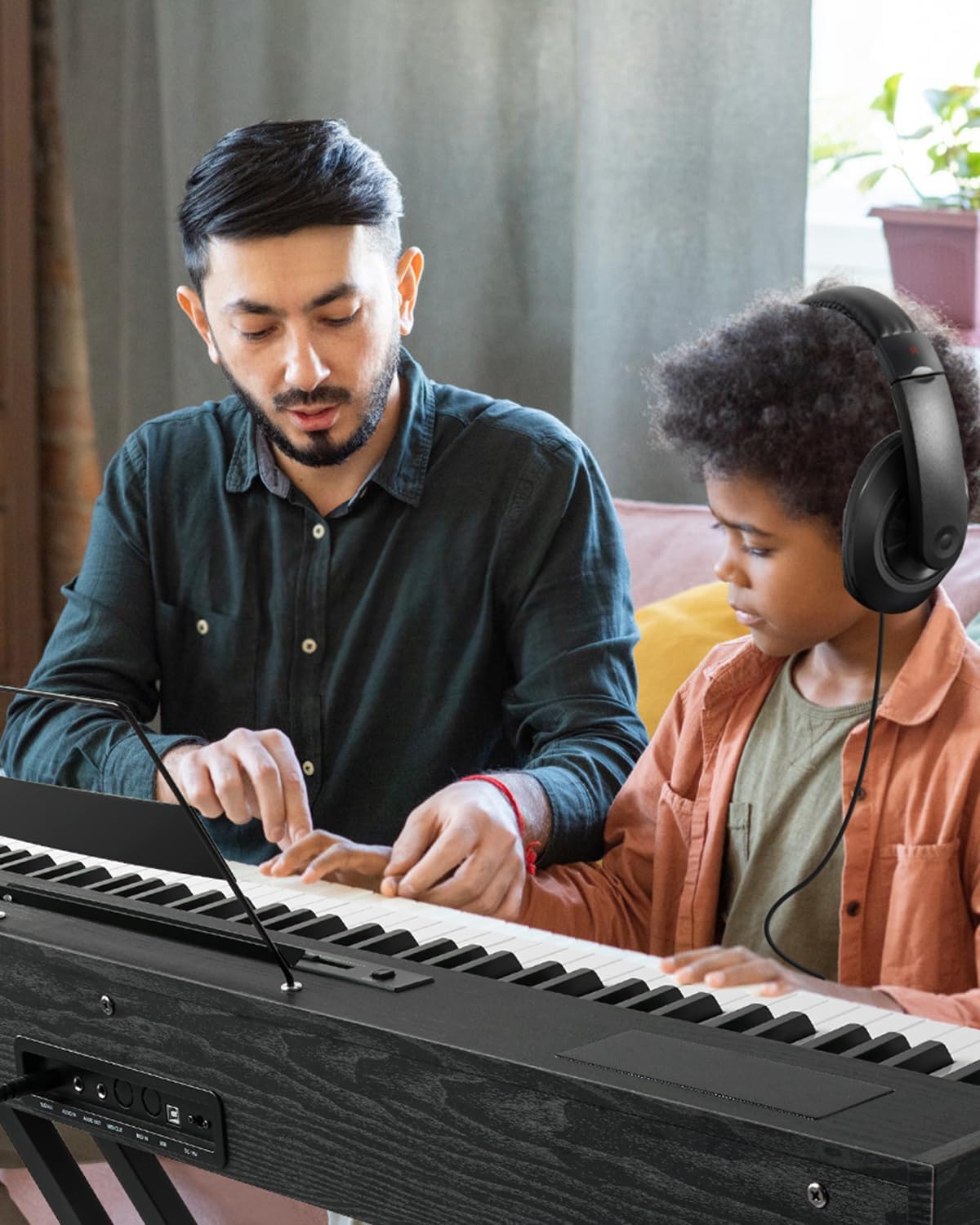 MUSTAR 88 Key Piano Keyboard Fully Weighted Hammer Action, Digital Piano 88 Key Weighted Keyboard Piano with Stand, Electric Piano Keyboard with Stand, Portable Case, Sustain Pedal, Black