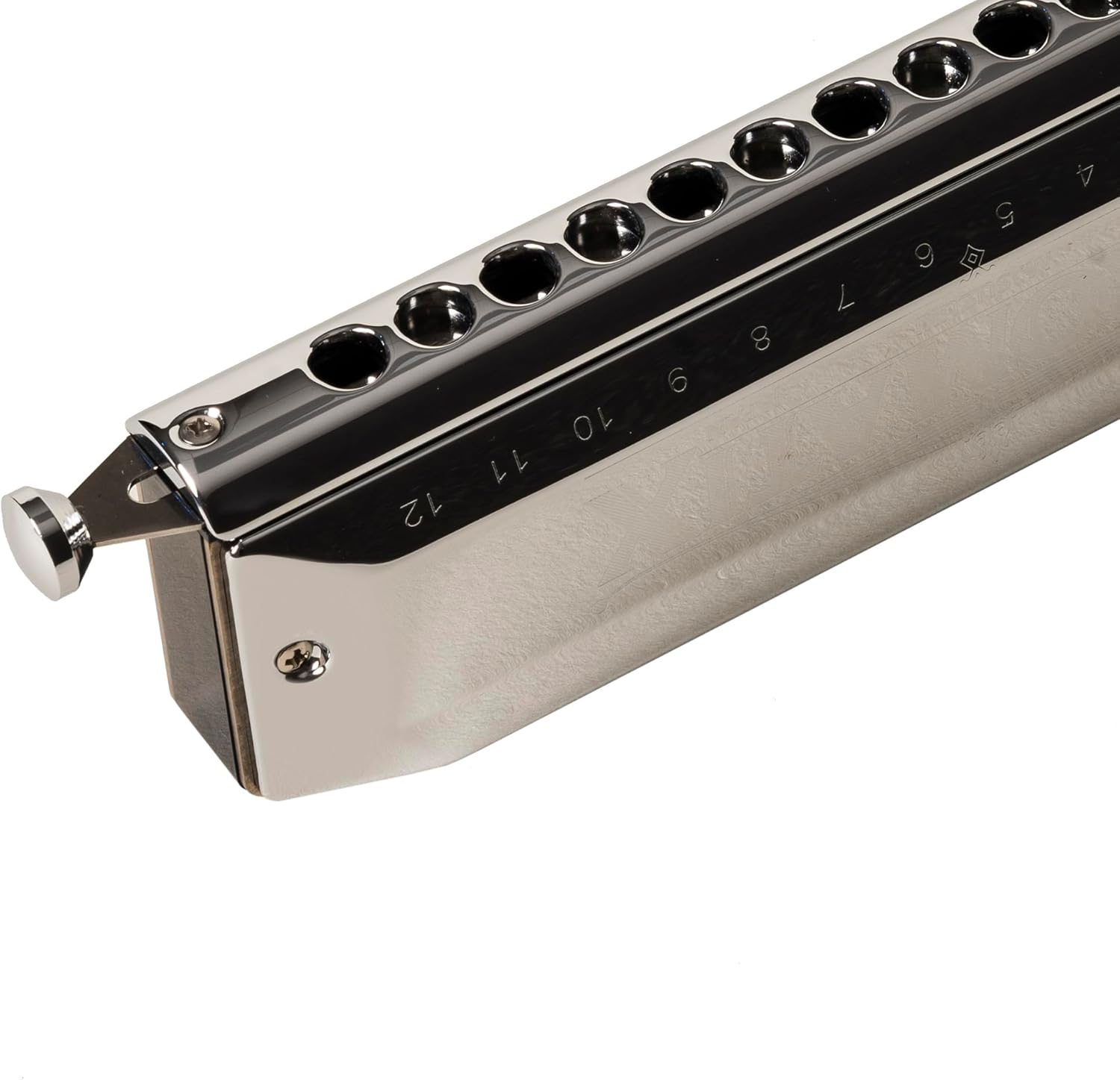 Suzuki SCX56-C Harmonica