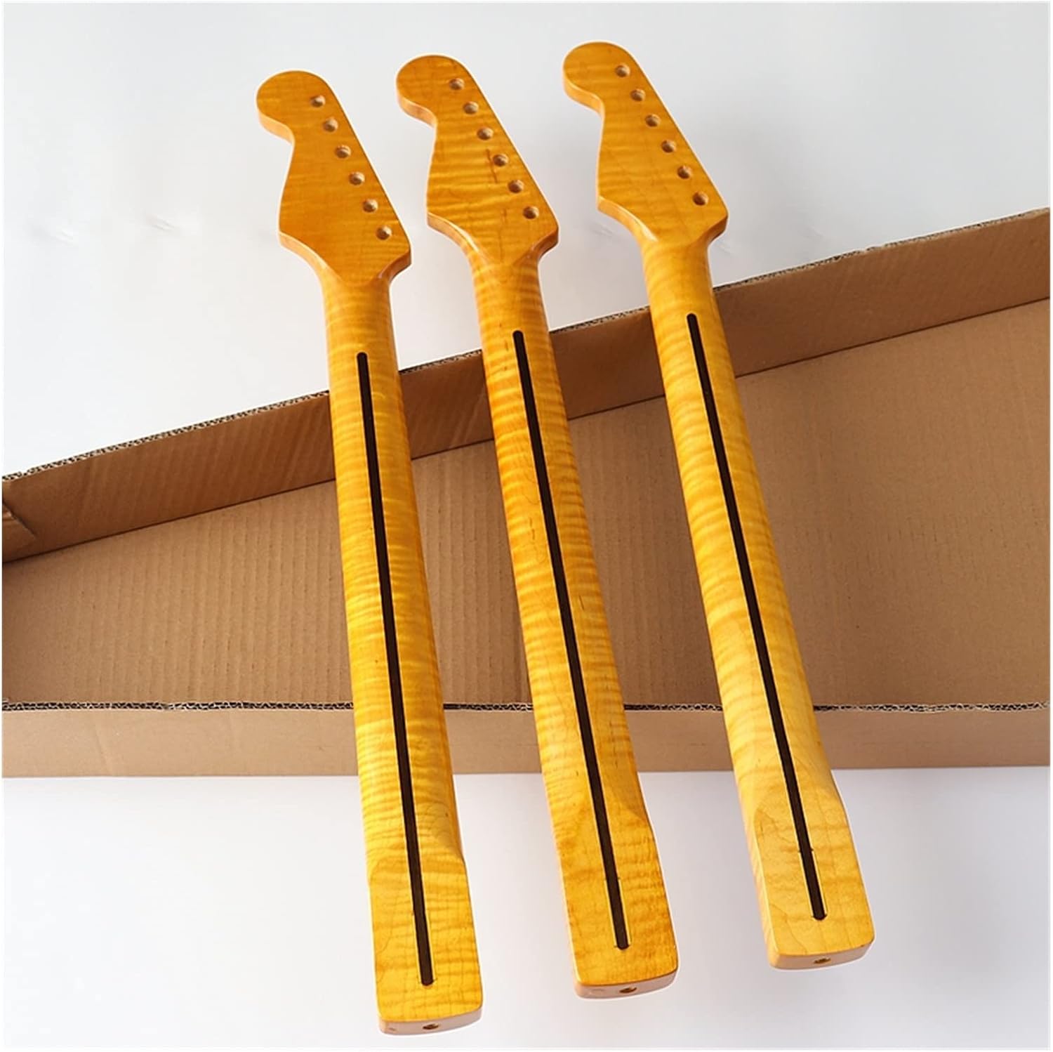 ZUZU Flame Maple Electric Guitar Neck ST Neck Canada Flame Maple Wood High Gloss Finish 21 Frets Yellow Color Unfinished Guitar Neck (Color : 1)