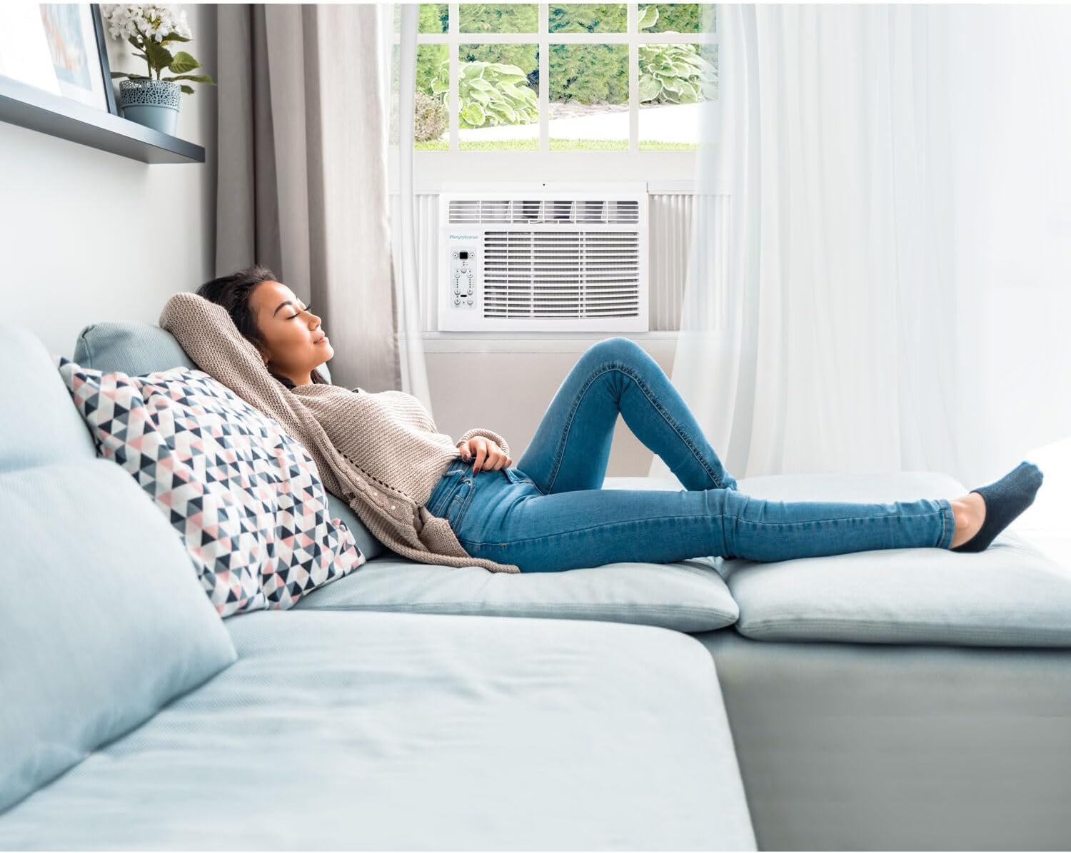 Keystone 6,000 BTU Window Mounted Air Conditioner & Dehumidifier, 115V, Air Conditioner for Rooms up to 250 Sq.Ft. with Smart Remote Control