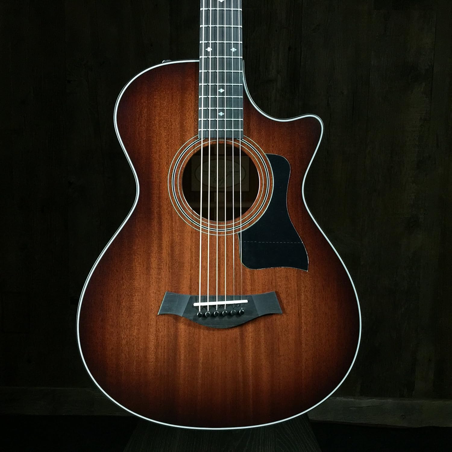 Taylor Guitars 322ce 12-Fret Grand Concert Acoustic-Electric Guitar