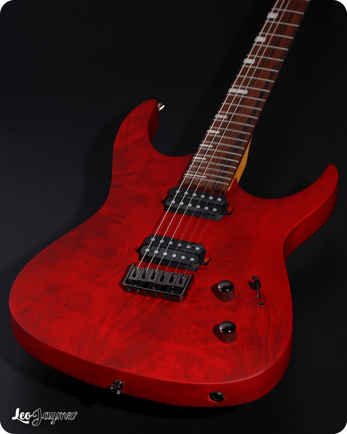 Leo Jaymz Tornado 6-String Electric Guitar, Okoume Body, Maple Neck, Laurel Fingerboard, Dual Alnico V Pickups, Locking Tuners, 3-Way Switch, 24 Frets (Burgundy Burl)