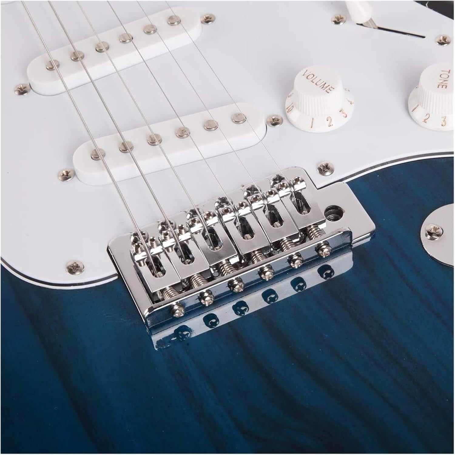 Handcrafted Lightweight Electric Guitar (Rosewood Fingerboard, Cutaway Design)