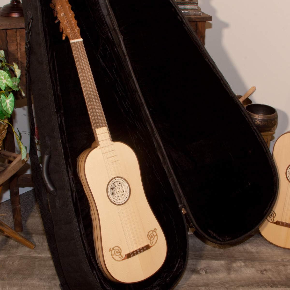 Roosebeck Baroque 5-Course Guitar w/Gig Bag & Extra String Set