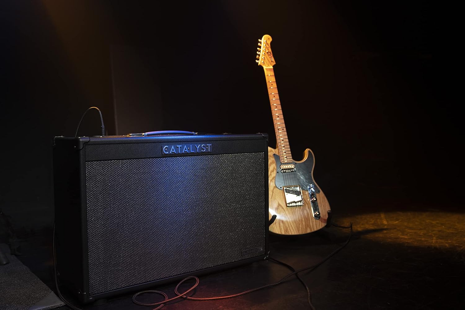 Line 6 Catalyst,Black,200-Watt, 2x12