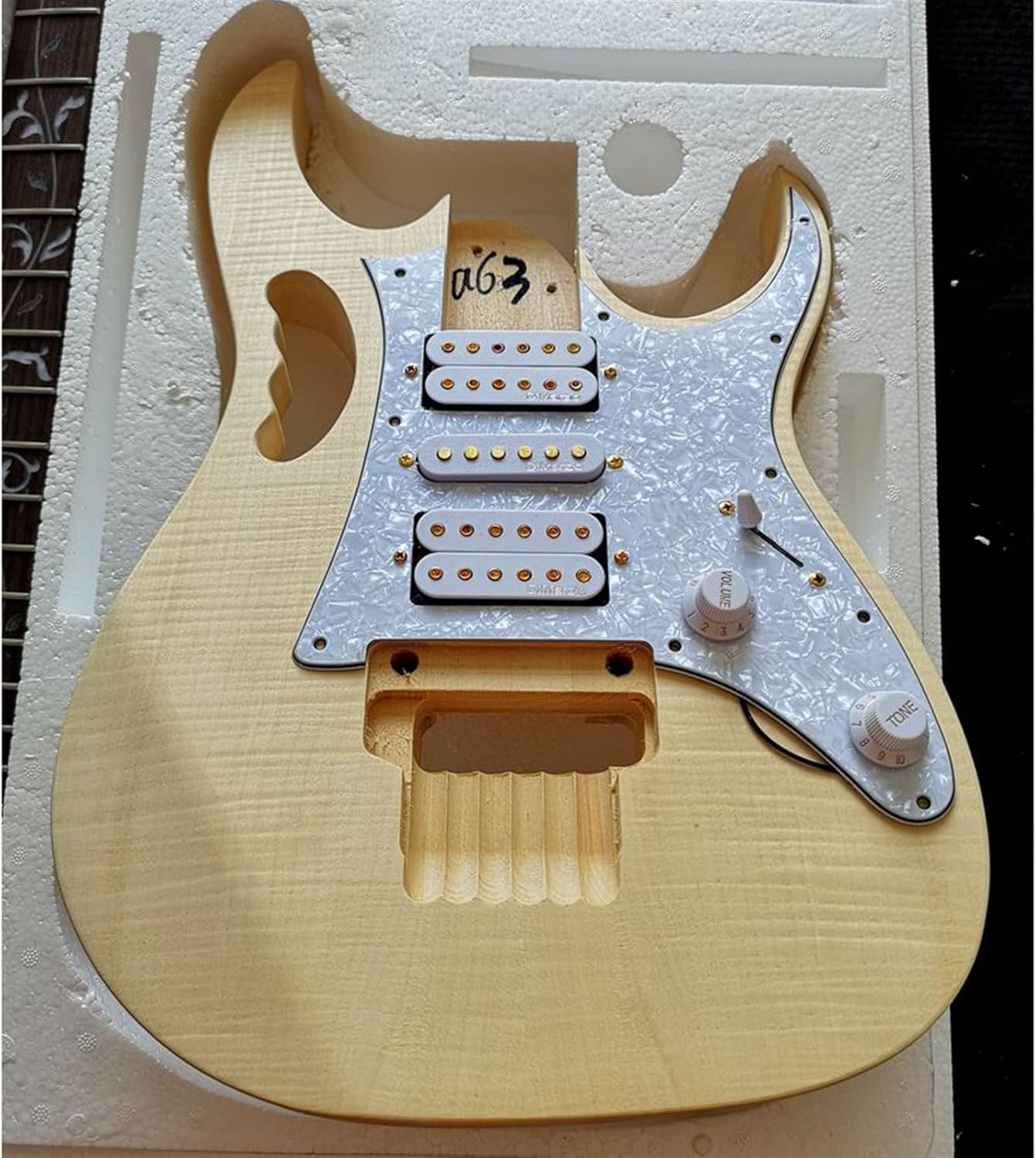 TSTS Unfinished Guitar Basswood Body Rosewood Fingerboard Maple Neck Electric Guitar Assembly Accessories Unfinished Electric Guitar Kit