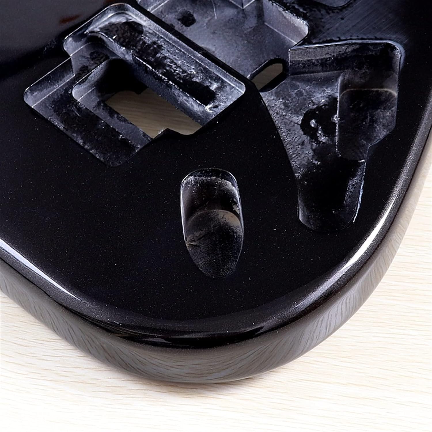 Metallic Black Guitar Body Poplar Wood Electric Guitar Body Glossy 5.7 Cm Pocket Width for 24 Frets Guitar Neck DIY Guitar Kit