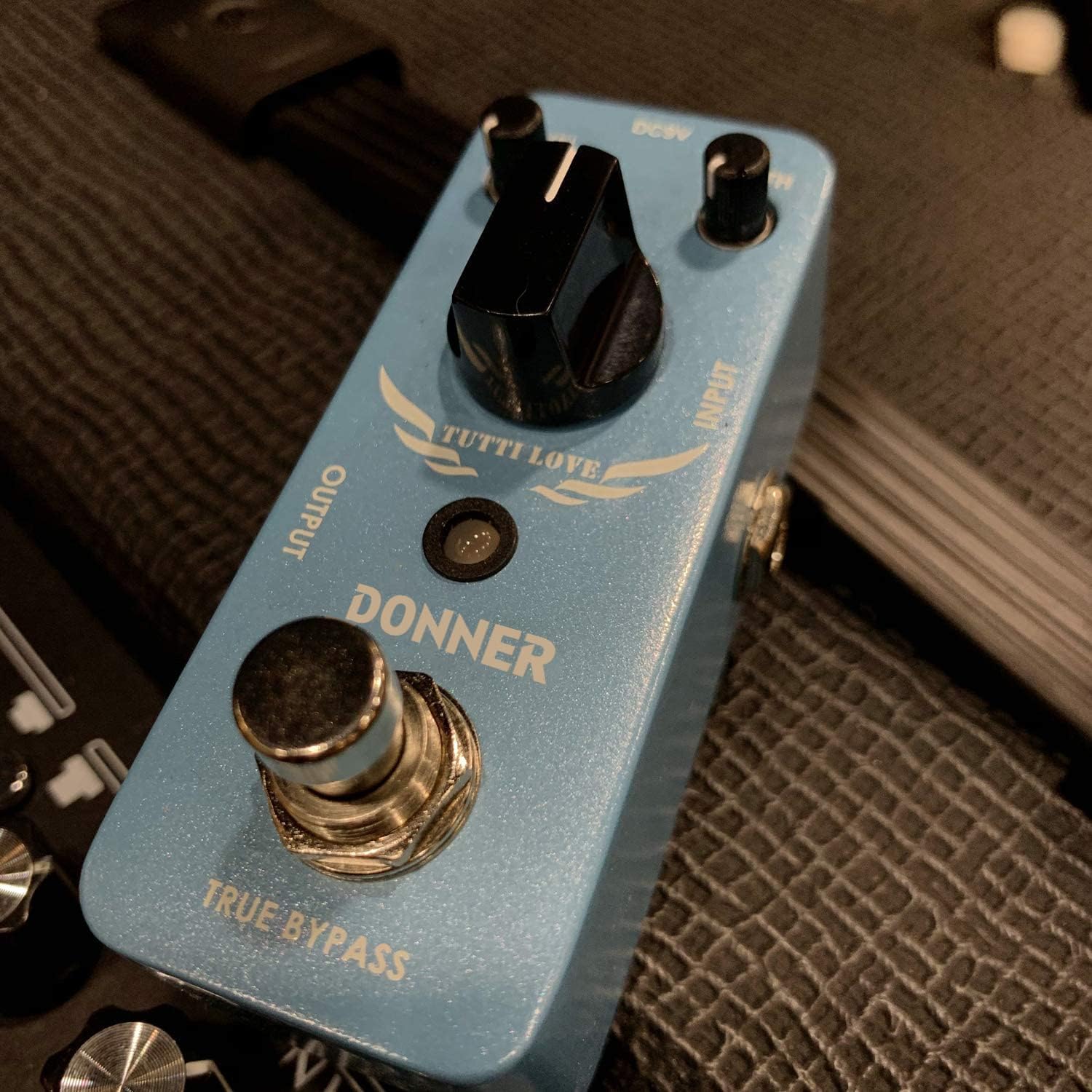 Donner Delay and Chorus Pedals for Electric Guitar