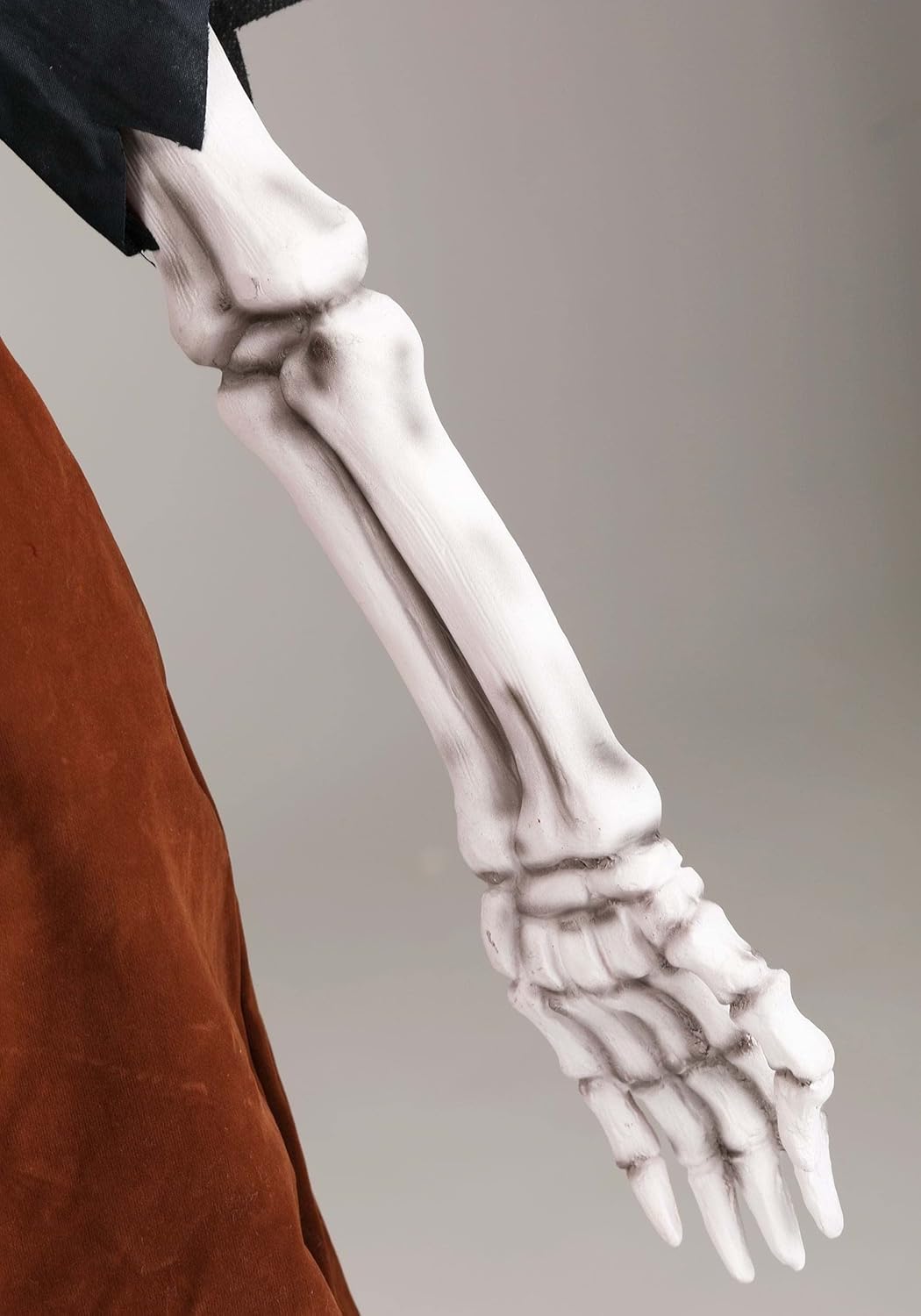 Fun Costumes Creepy Twin Boys Animatronic, Halloween Animatronic Metal Frame Plastic Heads Hands Feet, Scary Doll Decoration - Standard - Multicolor