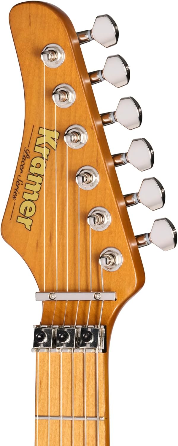 Kramer Pacer Deluxe, Classic White with Gig Bag