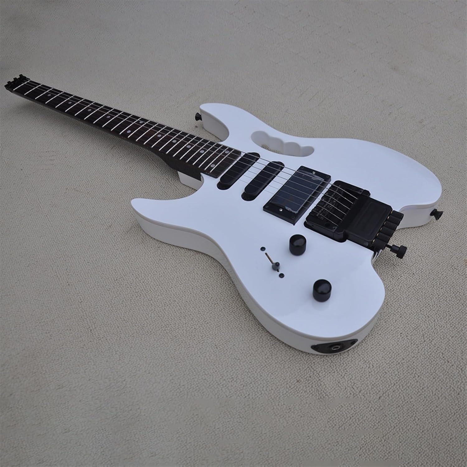 Left Handed 39 Inches Headless Electric Guitar with SSH Pickup Rosewood Fretboard 24 Frets Professional Headless Guitar (Color : 02)