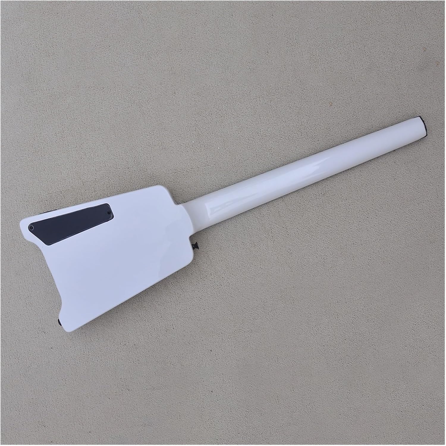 24 Frets 39 Inches White Headless Electric Guitar with Tremolo Bar Rosewood Fretboard Professional Headless Guitar