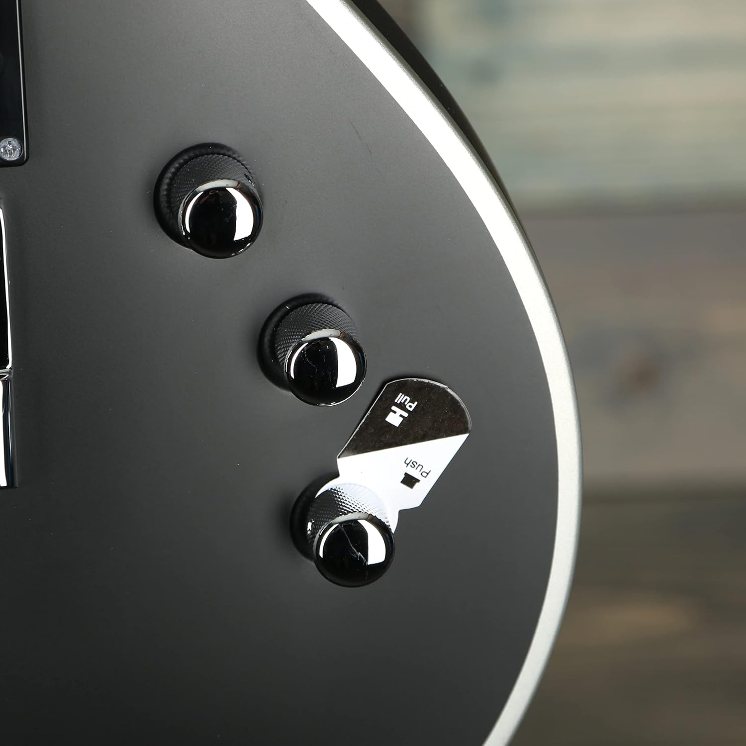 ESP LTD EC-1000 Evertune BB Electric Guitar - Black Satin