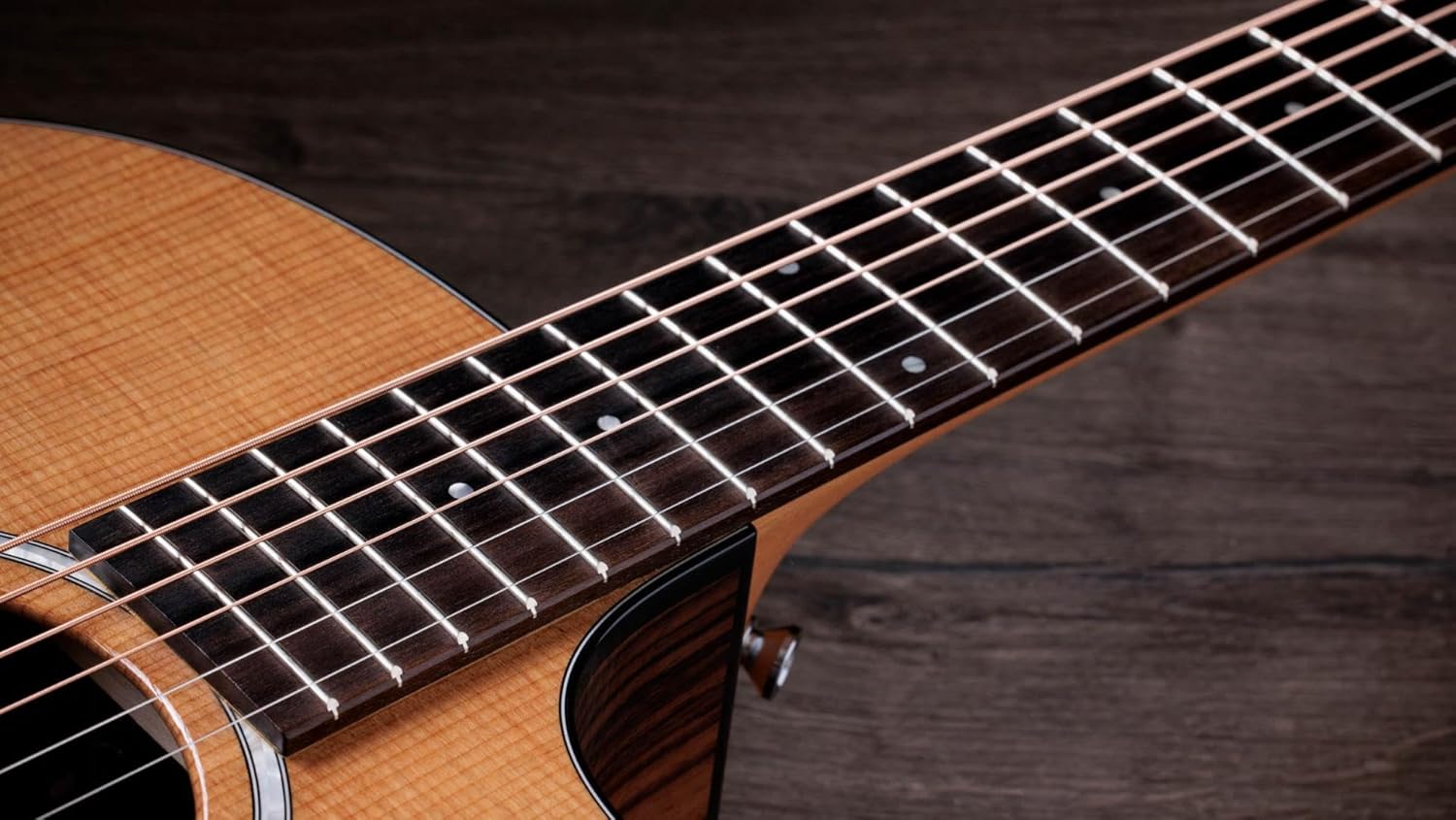 Taylor 214ce Plus Acoustic-electric Guitar - Natural