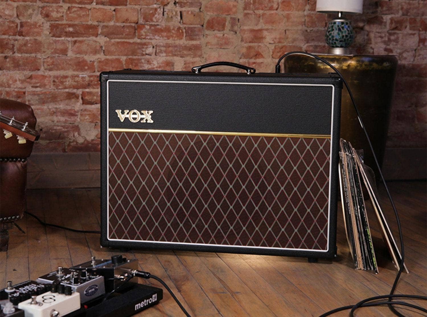 Vox AC30S1 1x12 inch 30-watt Guitar Tube Combo Amplifier w/ 1 Channel, Digital Reverb, and Effects Loop