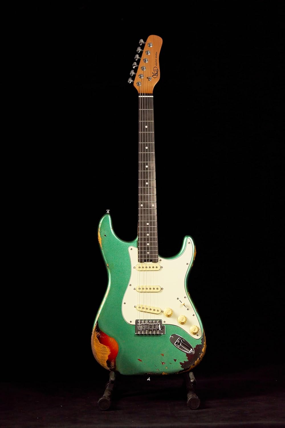 Relic electric guitar and Relic TL electric guitar bundle merchandise