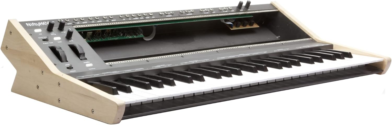 Cre8audio NiftyKEYZ Keyboard and Eurorack Case