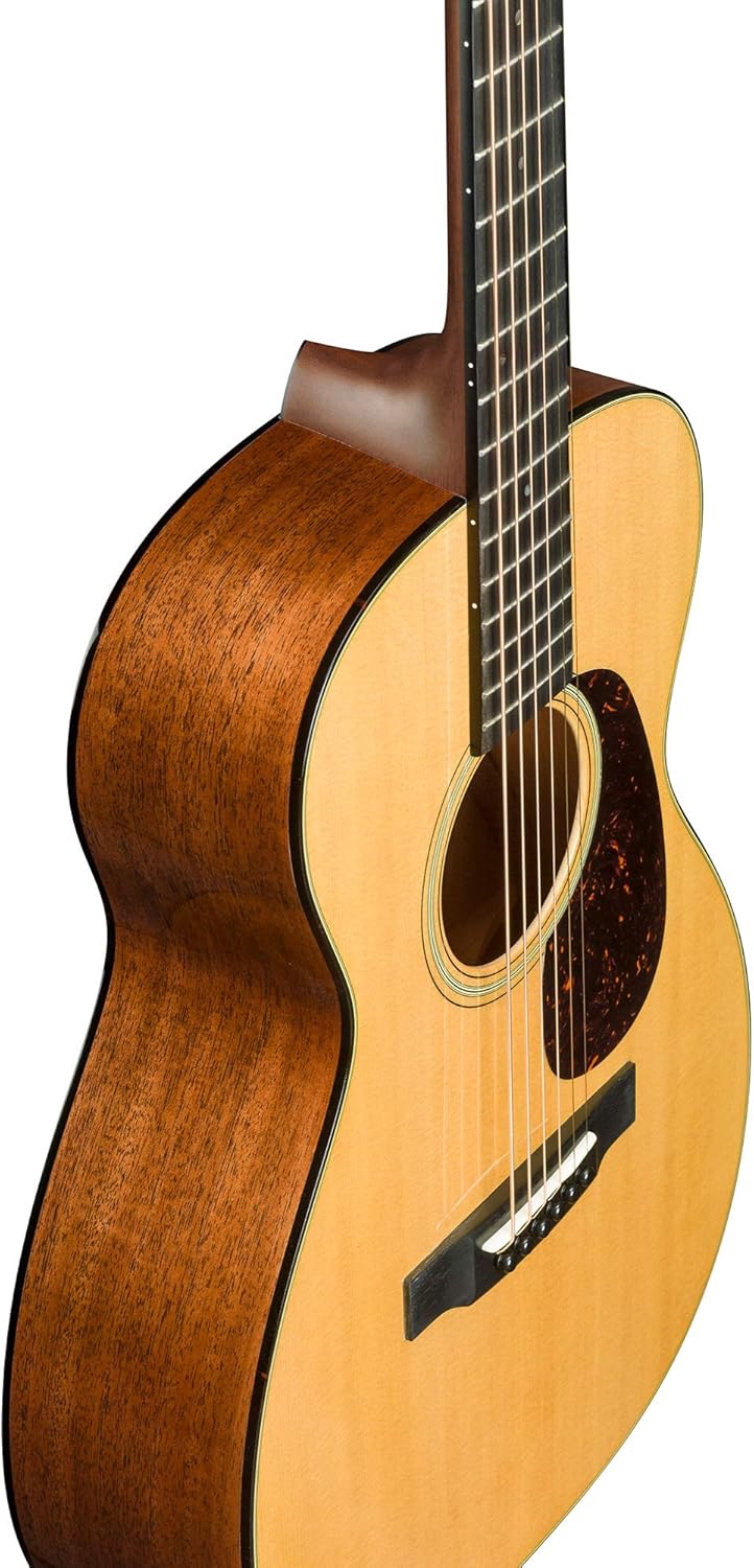Martin Guitar Standard Series Acoustic Guitars, Hand-Built Martin Guitars with Authentic Wood 0-18 Natural