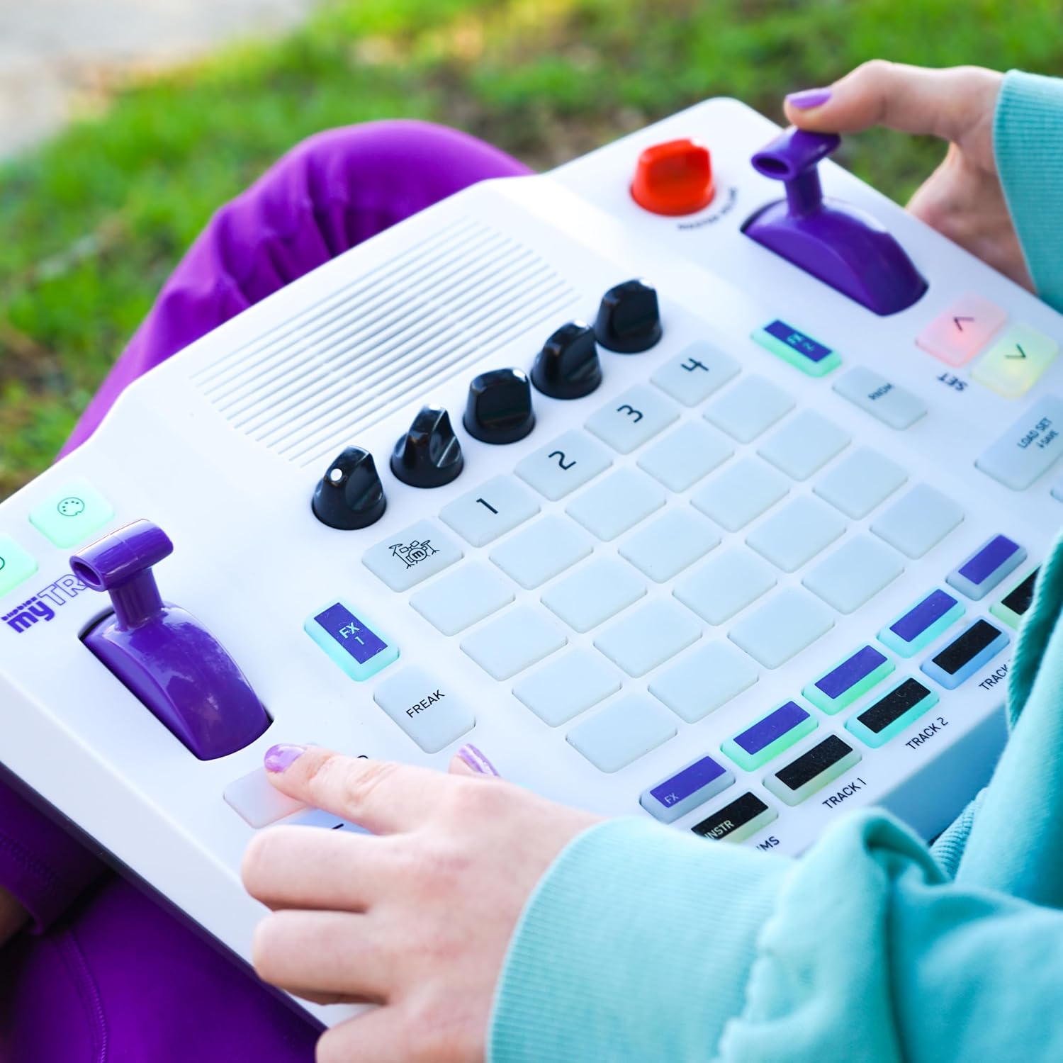 myTRACKS Groovebox - Sequencer, Sampler, Drum Machine