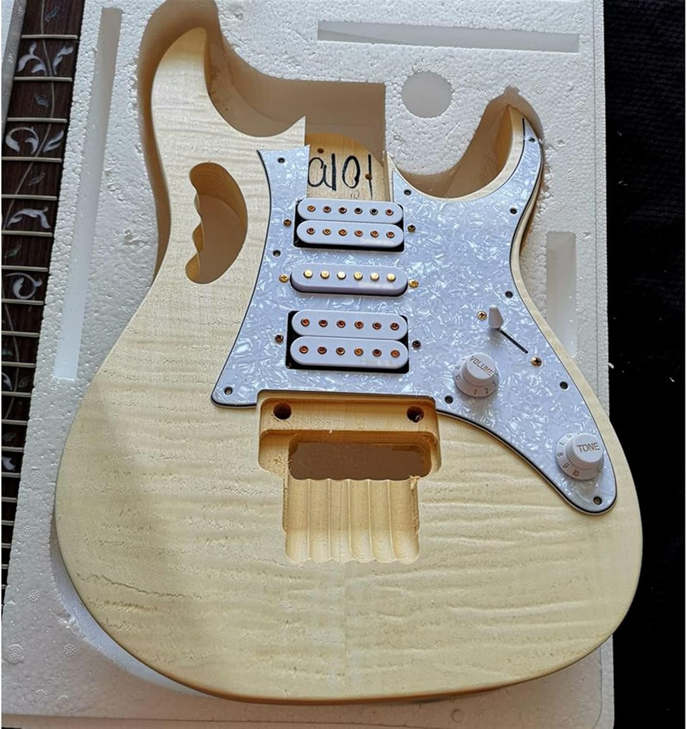 DIY Electric Guitar Kit Basswood Body Rosewood Fingerboard Maple Neck Beginner Electric Guitar Kit Build Your Own Electric Guitar