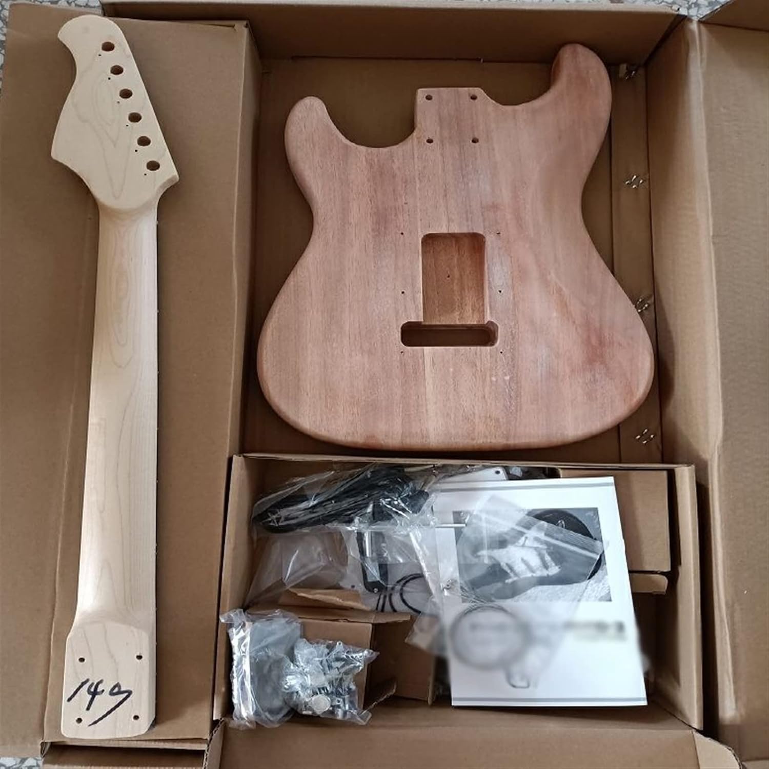 Electric Guitar Assembly Kit DIY Guitar Modification 6-String Electric Guitar Full Set of Accessories 22 Frets Unfinished Guitar Set