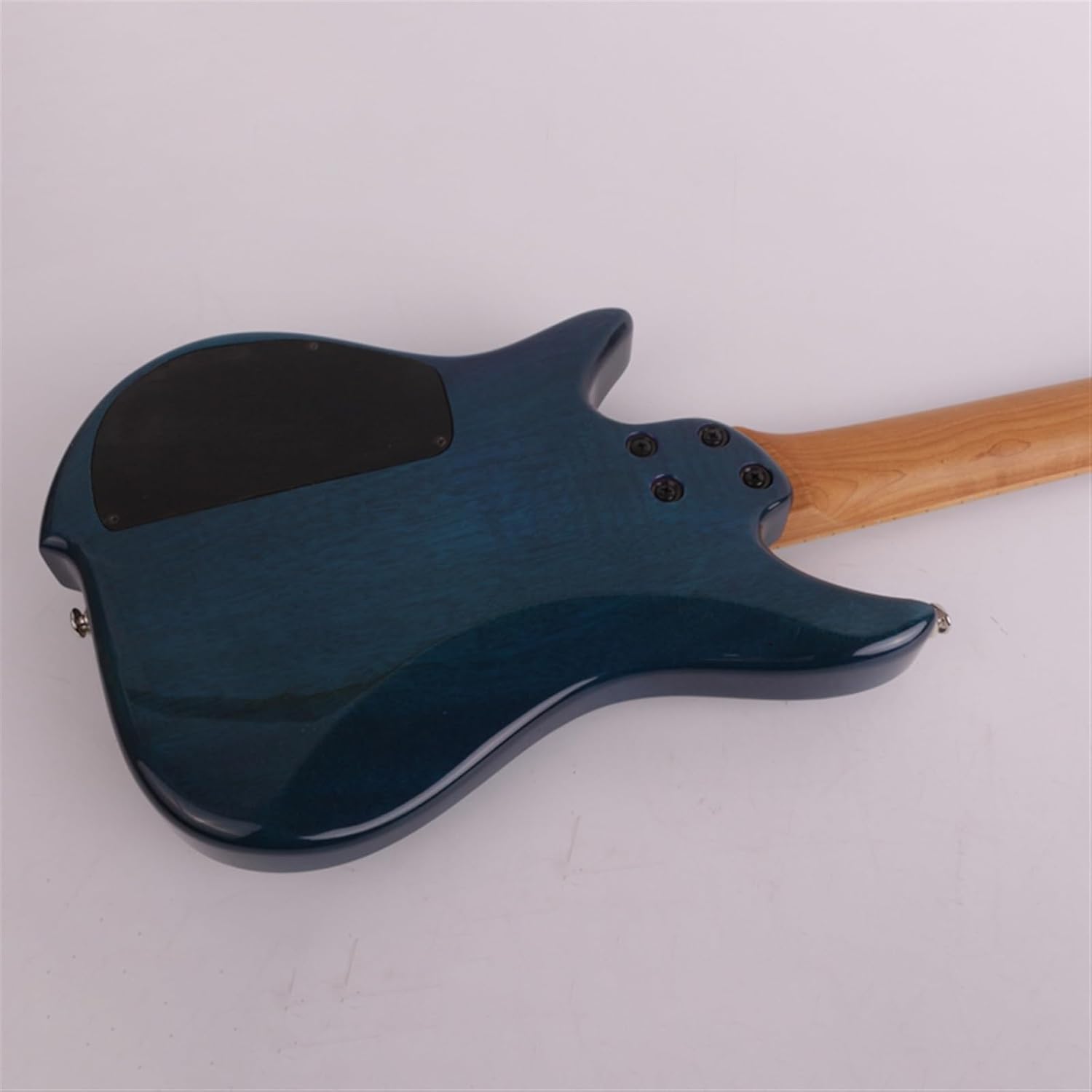 Mahogany with Flamed Maple Top Body Maple Neck Fingerboard Headless Travel Portable Electric Guitar Professional Headless Guitar