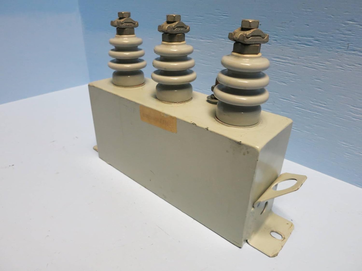 ABB 1N03180A07C 180 kVAC 4160/2400 V 3 Pole Film-VAR Surge Protection Capacitor