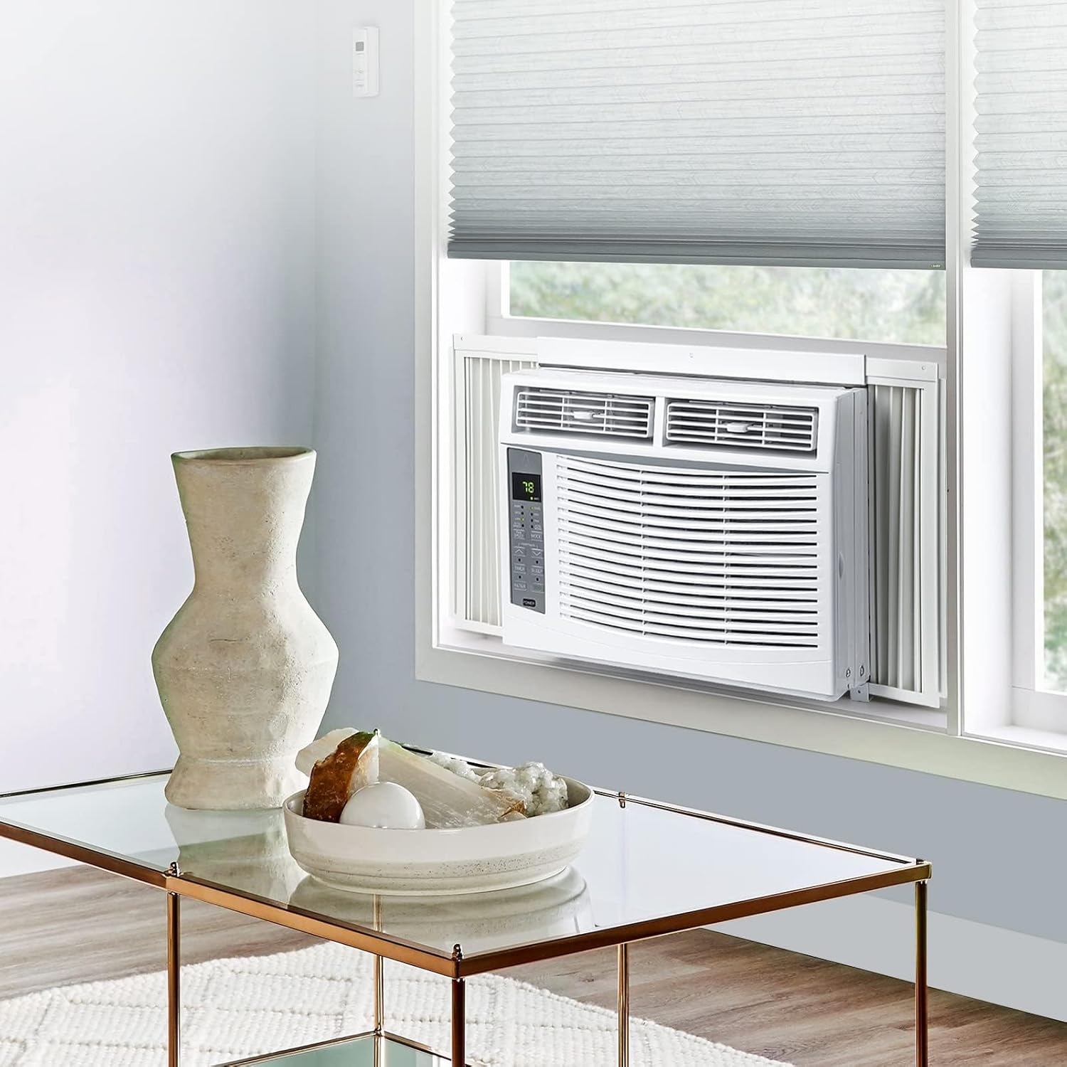 6000btu Window Air Conditioner Units, 115V Air Conditioner Window Unit With Remote Controlled and App Controlled, Fast Cooling 250 Sq.Ft. 50db Low Noise,Small Ac Unit for Room Quick Installation