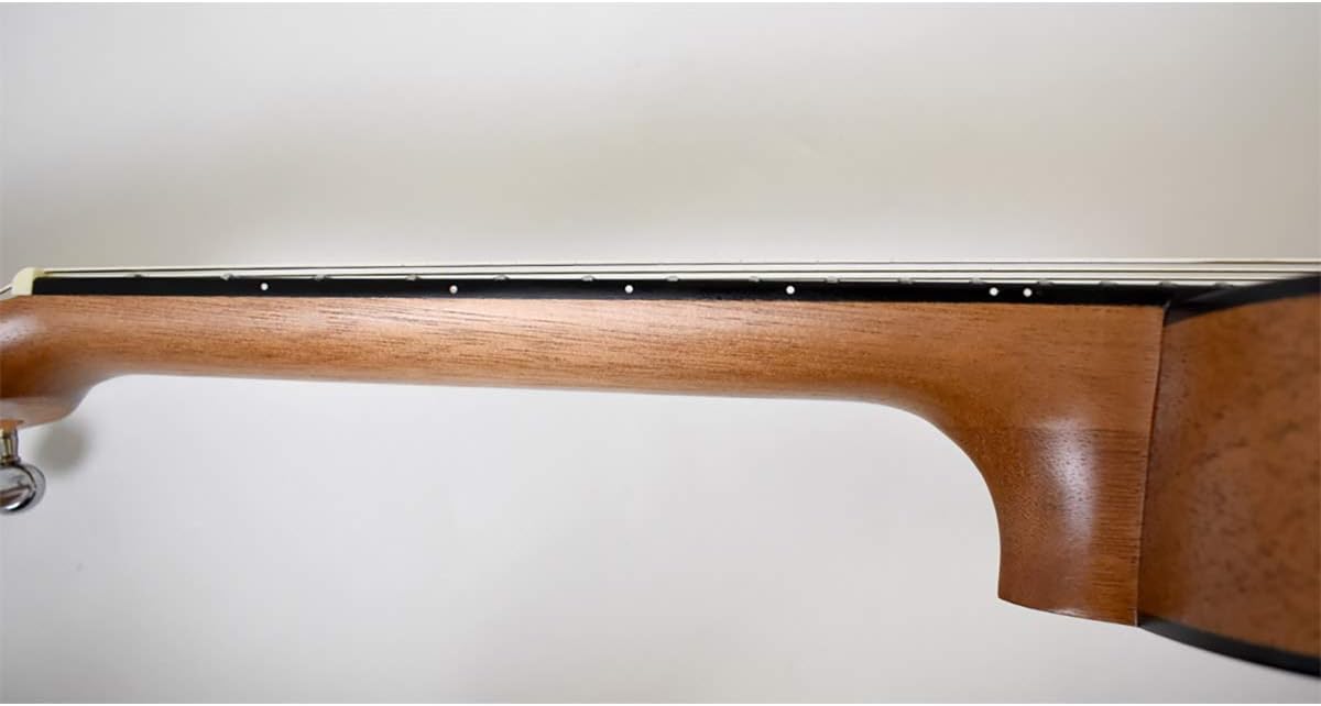 S.Yairi YU-GT-01 Ukule Legitor, Compact Guitar, Mahogany Material, Soft Case Included