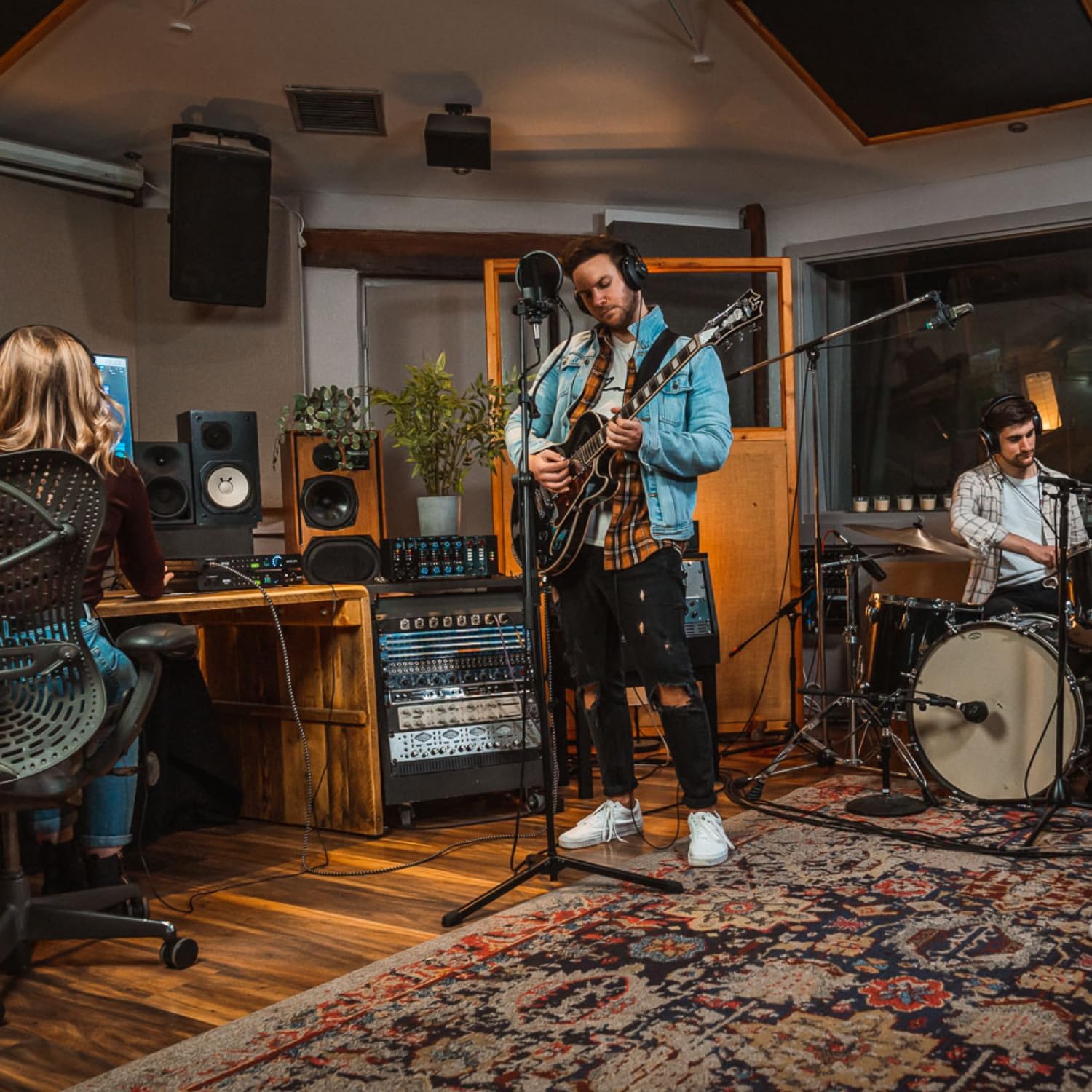 Audient EVO SP8 8-Channel Mic Pre Expansion with 8 ADAT Inputs/8 ADAT Outputs, for the Musician, Producer, or Engineer — Includes 8 EVO Microphone Preamps with Smartgain