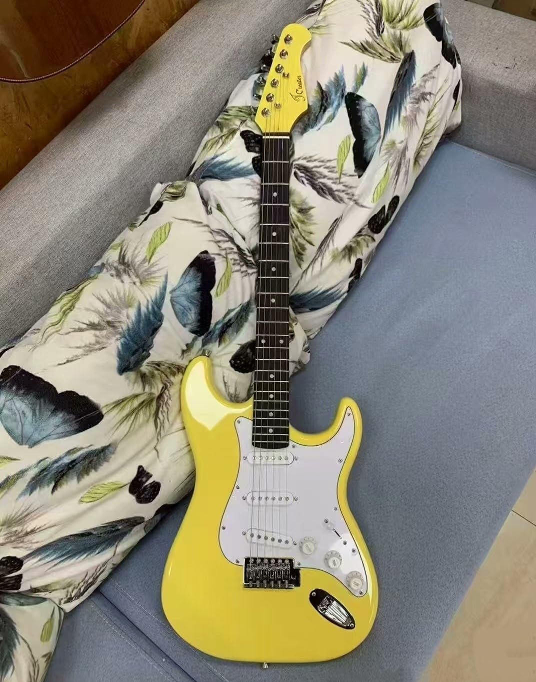 41-inch Solid Wood Electric Guitar - Sunny Yellow (Rosewood Fretboard, Maple Neck)