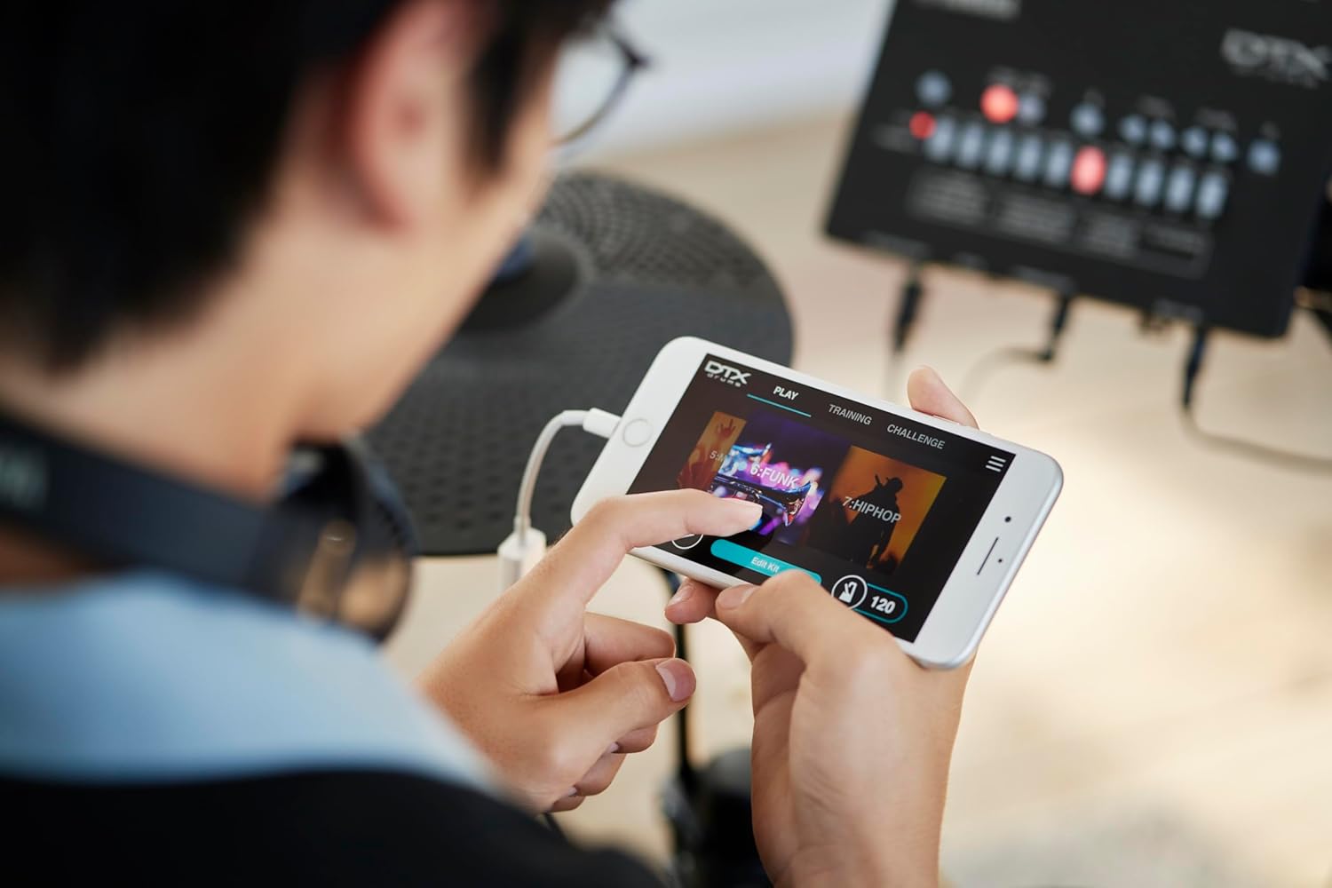 Yamaha DTX452K Electronic Drum Set with 400+ Premium Customizable Sounds, USB Audio/MIDI, 3-Zone Snare Pad, Quiet Pads, Kick Tower and Pedal, Smart App Included