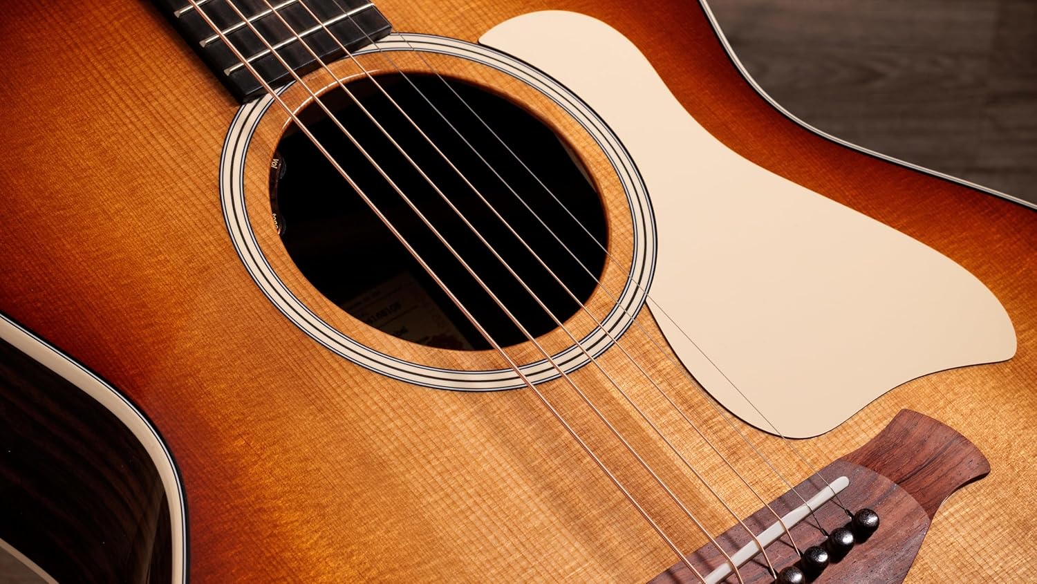 Taylor Gold Label 714e Acoustic-electric Guitar - Sunburst