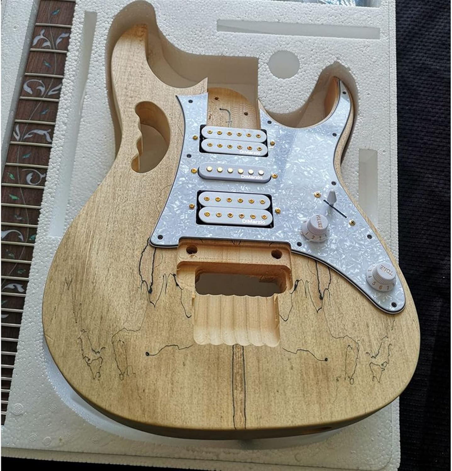 Easy Installation Basswood Body Rosewood Fingerboard Maple Neck Electric Guitar Set Unfinished Guitar Set