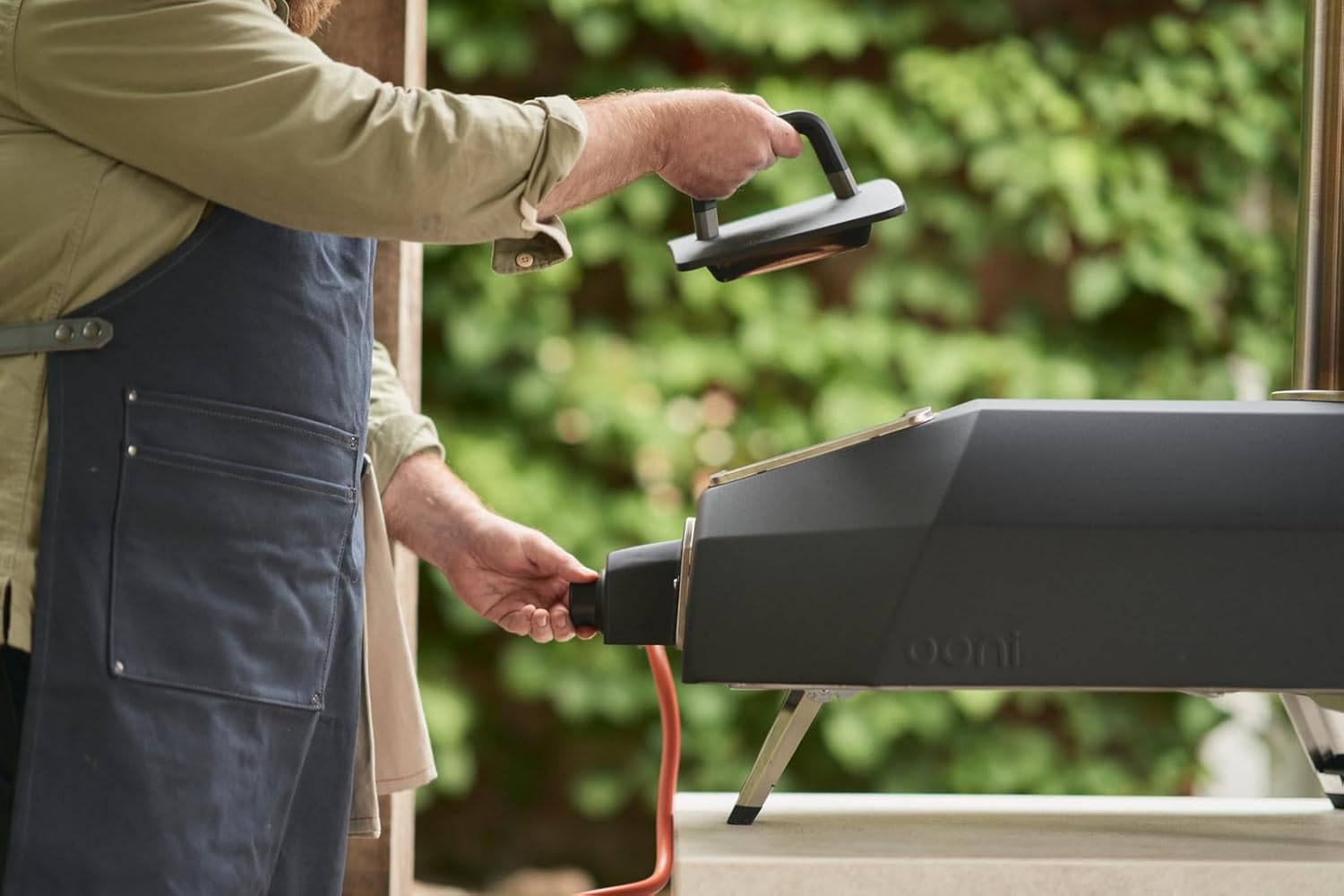 Ooni Karu 2 Pro Gas Burner - 28mbar Propane Burner For Ooni - Includes Gas Regulator and Hose, Pizza Oven Gas Burner Attachment, Gas Converter, Pizza Oven Accessories