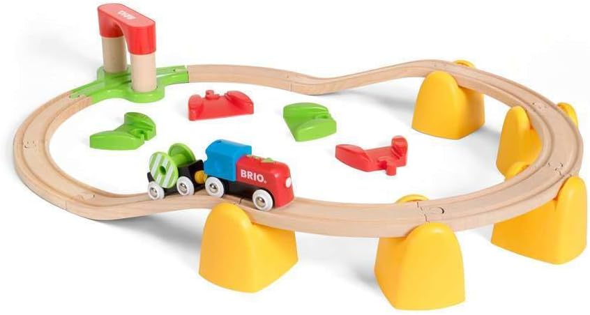 BRIO World 33710 - My First Railway Battery Operated Train Set | 25 Piece Wood Train Set for Toddlers | Inclusive of Accessories and Wooden Tracks | Certified by Forest Stewardship Council