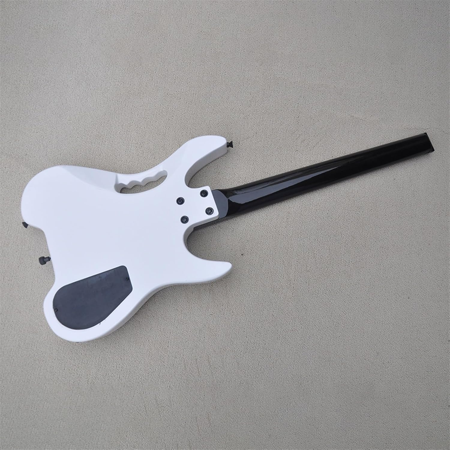 Left Handed White 39 Inches 24 Frets Headless Electric Guitar with Rosewood Fretboard Professional Headless Guitar