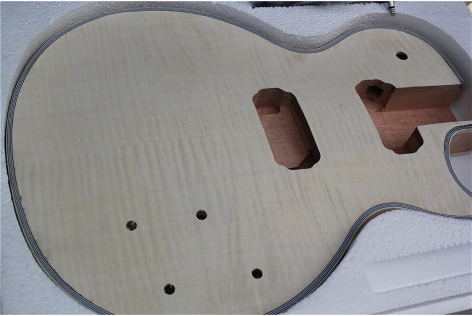 38 Inches Classic DIY 6 String Electric Guitar DIY Kit with Gold Plated Hardware Unfinished Guitar Set