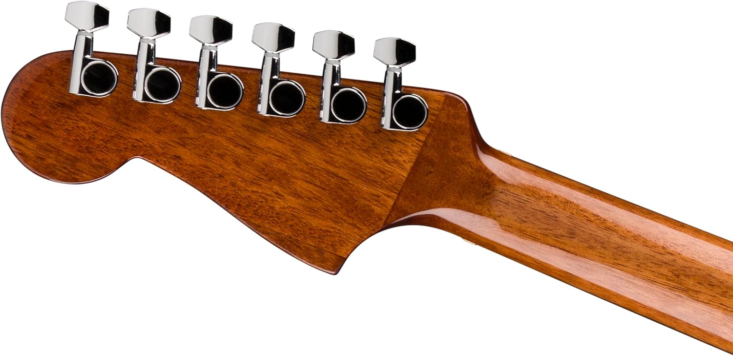 California Standard Redondo CE, Spruce Top, Black Pickguard, Natural