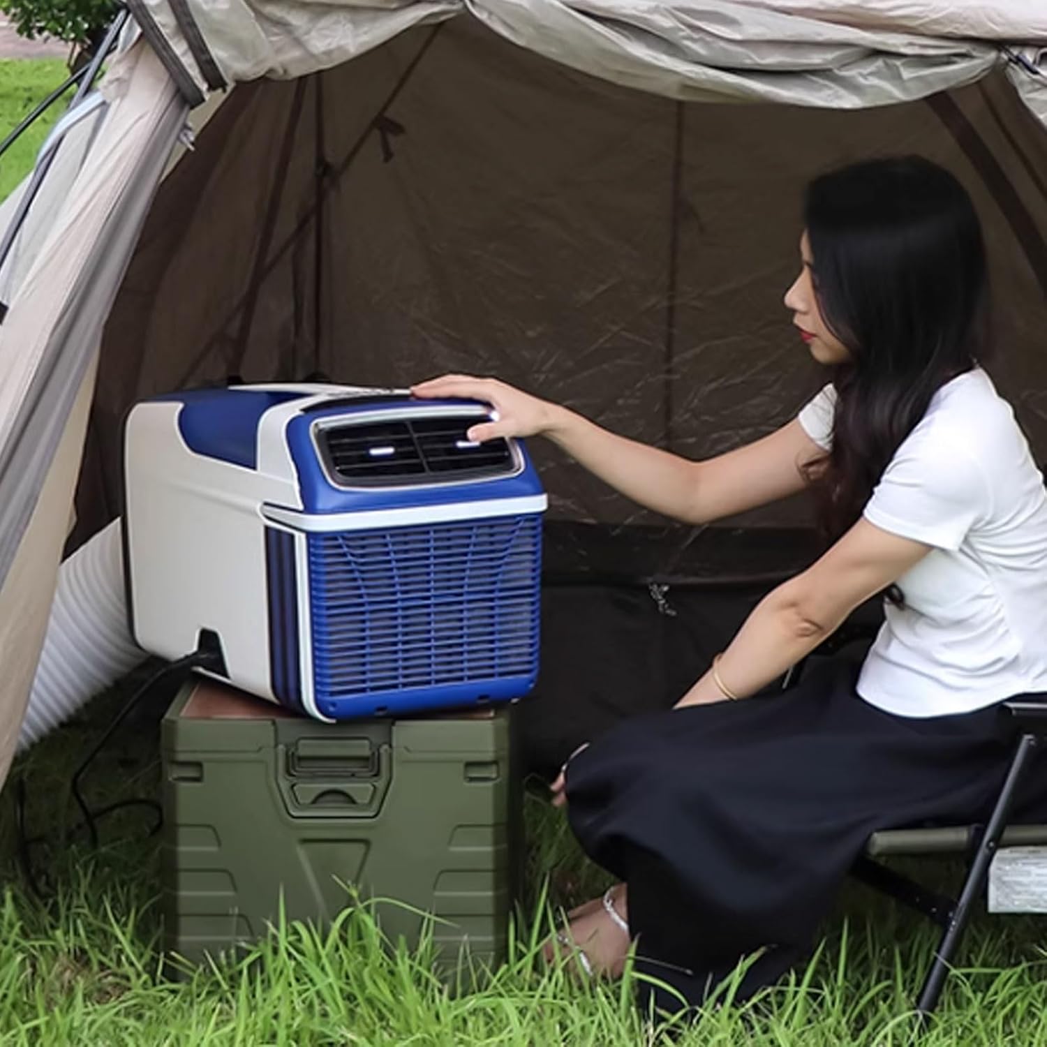 Personal Air Conditioner 4 in 1 Camping Ac Air Cooler for Room 4 Wind Speeds Low Energy Consumption with Touch Panel Top Handle Design for Home/Office 220v