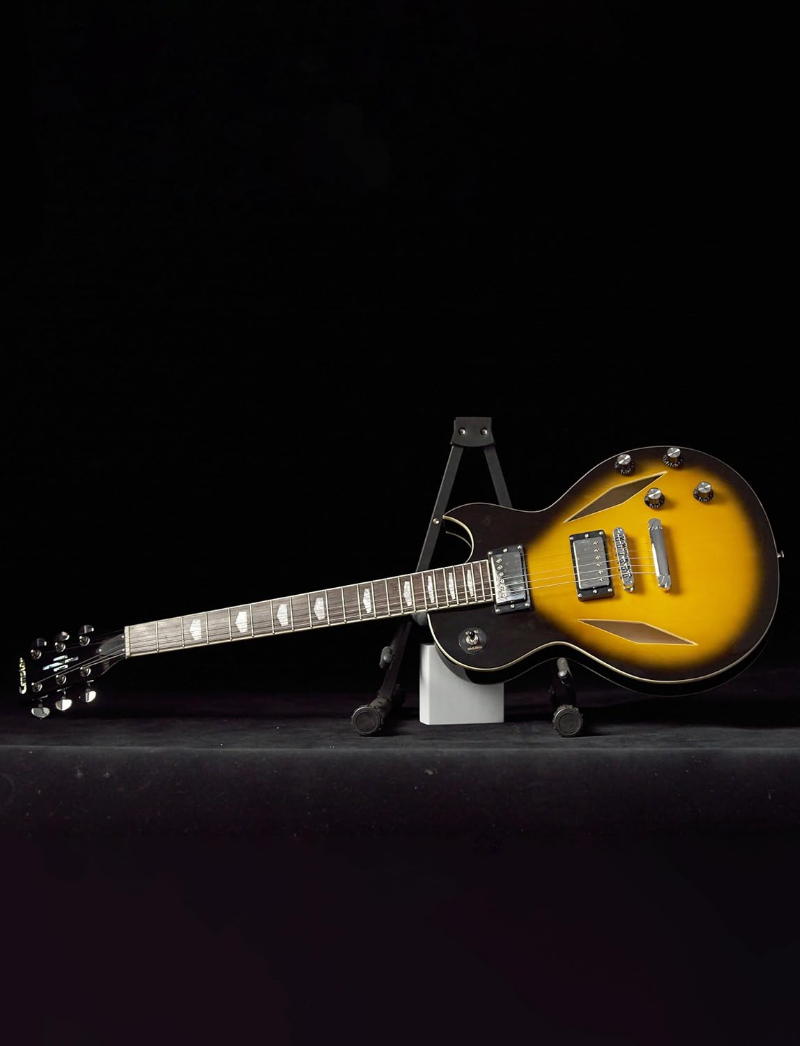 Semi-Hollow Body Electric Guitar,Jazz Guitar with Diamond Holes,Maple Body,Mahogany Neck,Rosewood Fingerboard,6-String Full Size Semi-Hollow Body Electric Guitar.