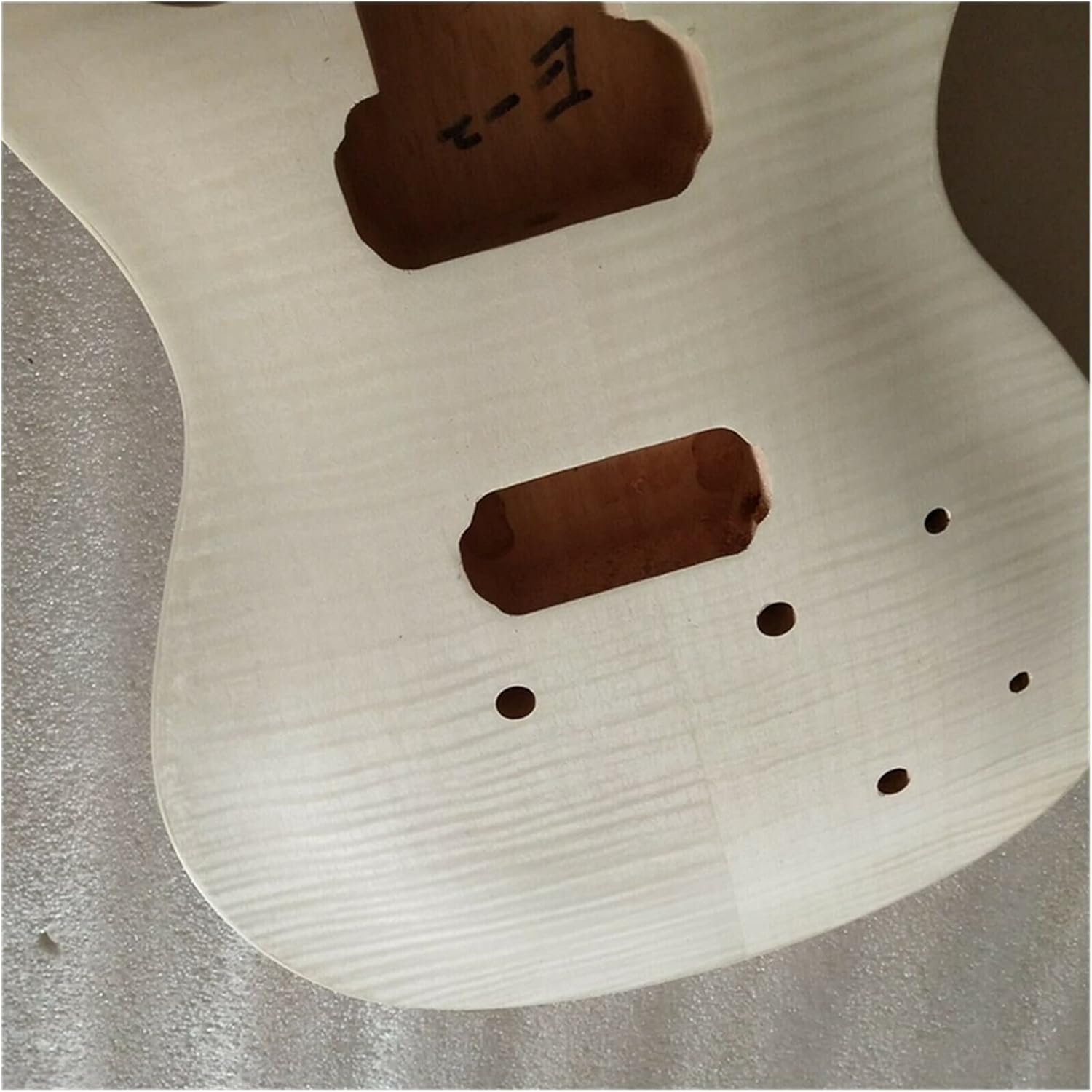 Unfinished Guitar Body 1 Set Unfinished Guitar Neck and Body Electric Guitar Kit Guitar DIY Accessory