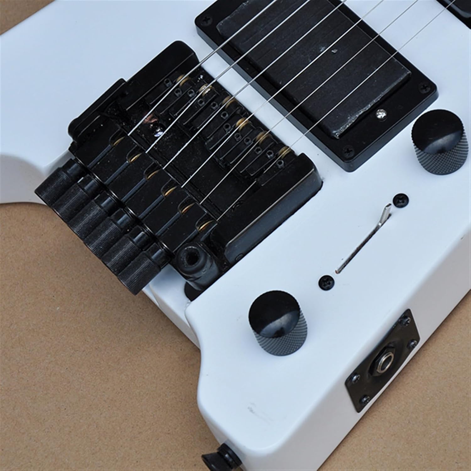 39 Inches 24 Frets White Headless Electric Guitar with Basswood Rosewood Body Fretboard Professional Headless Guitar